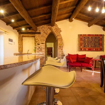 مزرعة للإقامة Poggio Monte *