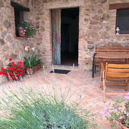 مزرعة للإقامة Poggio Monte *